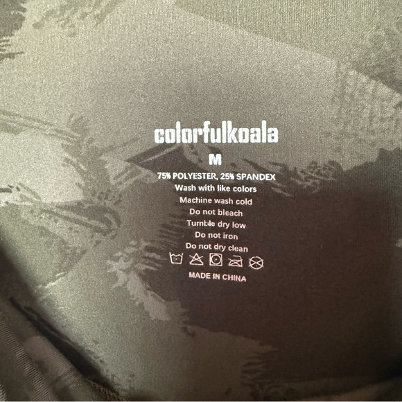 Colorfulkoala Green Camo Print Leggings with Pockets Size M - Picture 3 of 3